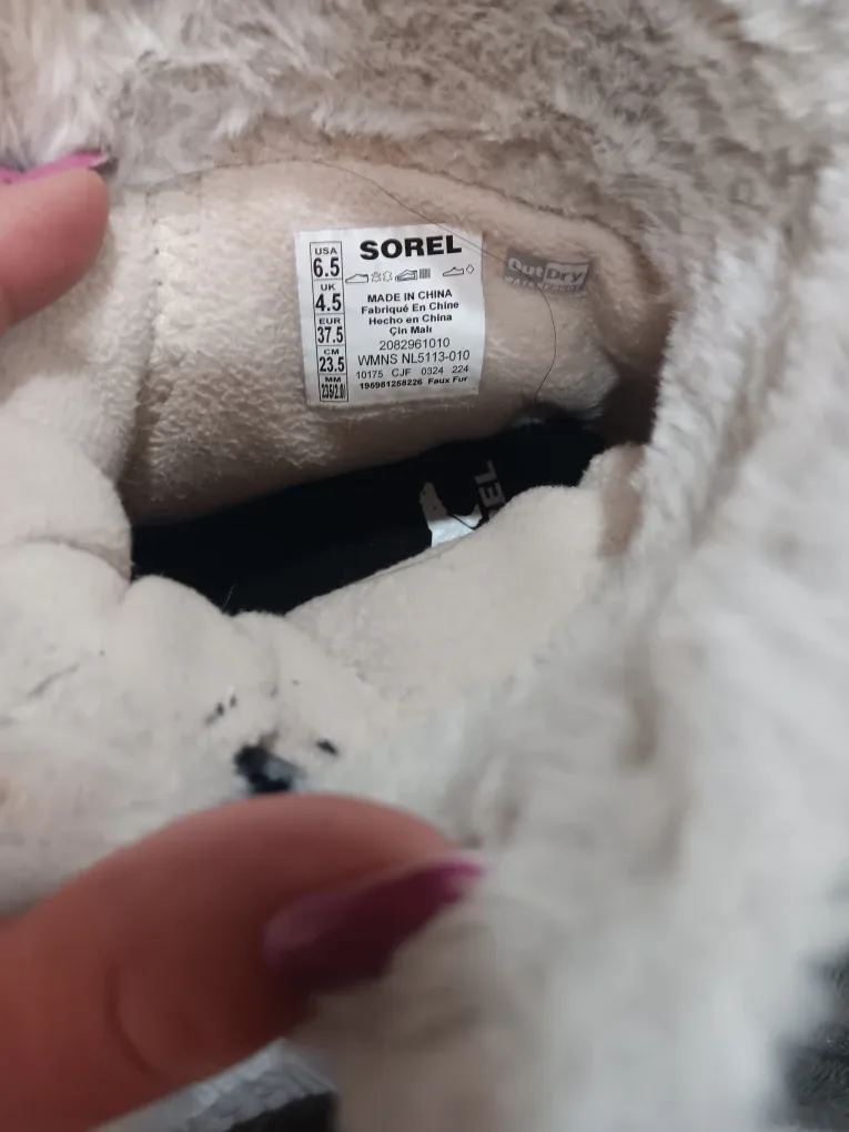 Sorel Waterproof Winter Boots - Size 6.5 image indicator(4)