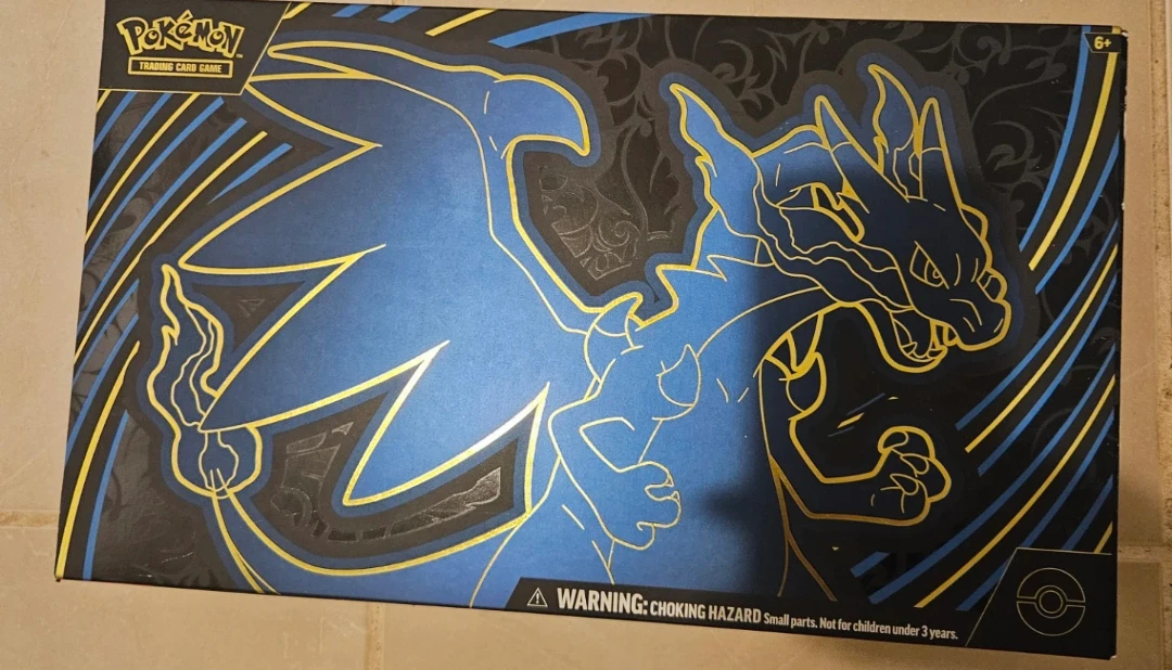 Mega Charizard X EX Ultra-Premium Collection