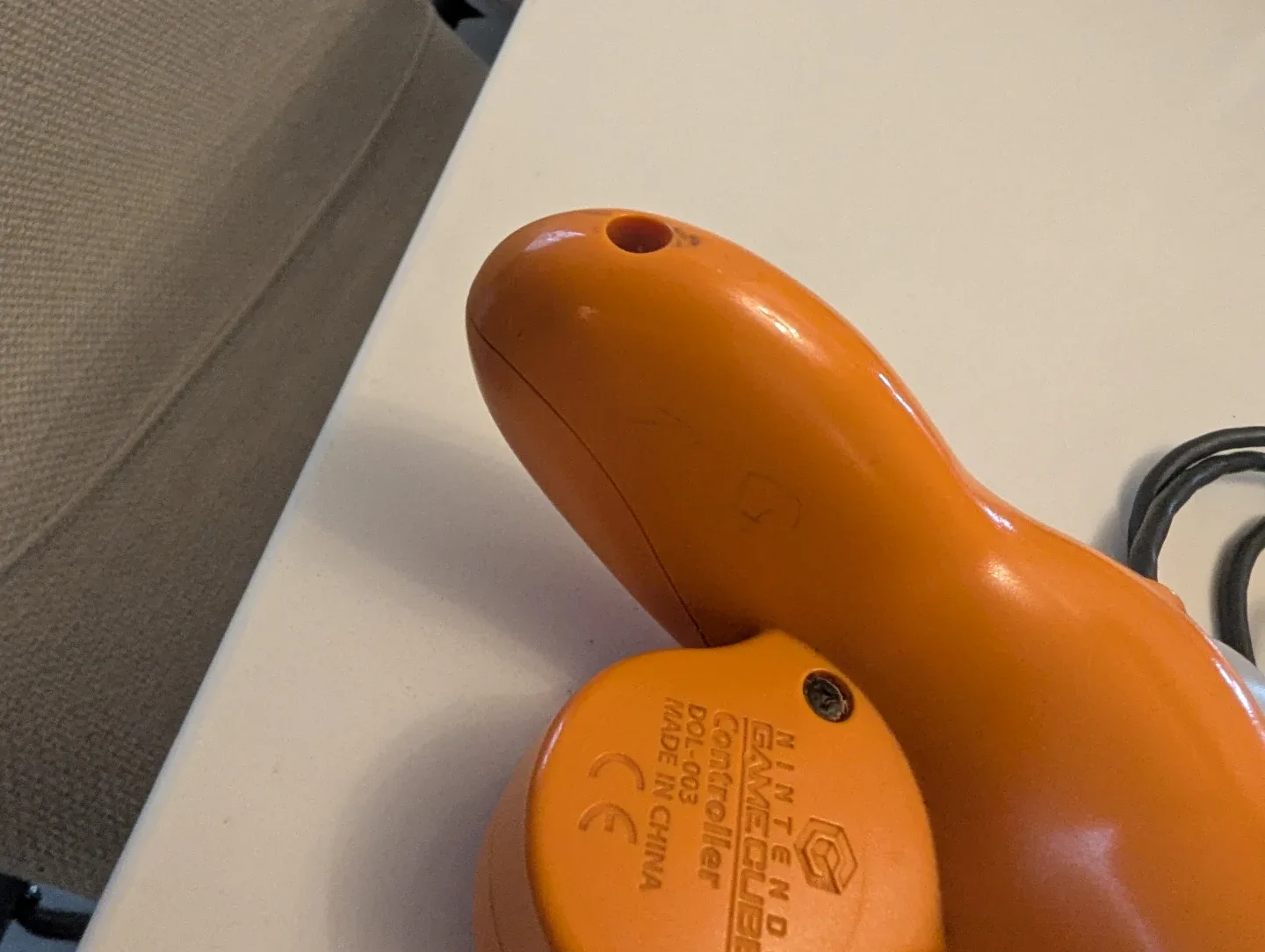 Gamecube controller Orange. image indicator(5)