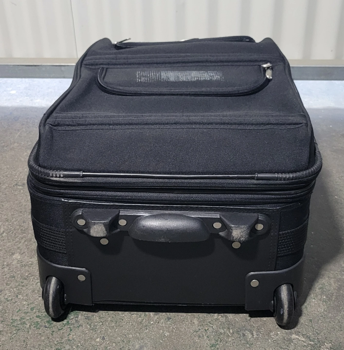 Leisure small Black Rolling Suitcase - photo 3