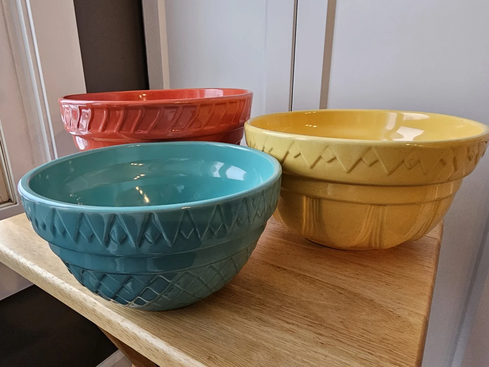 Nesting Ceramic Mixing Bowls - Set of 3 #Cleanout - photo 3