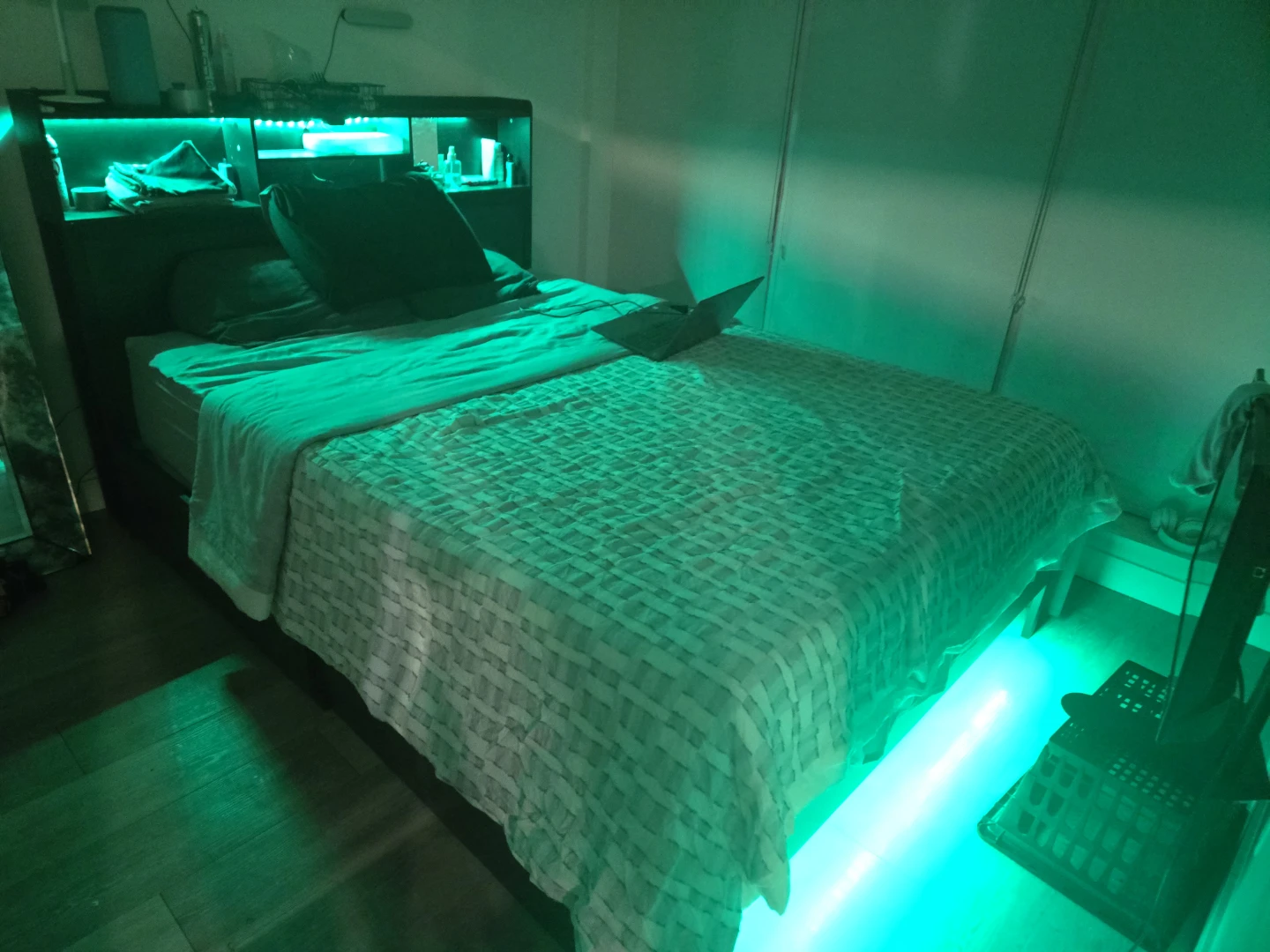 Queen Size Bed Frame with Headboard Shelf - photo 2