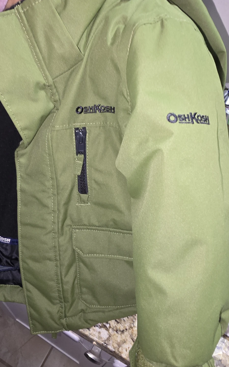 Oshkosh Toddler -24°Winter Jacket -Excellent condition - photo 4