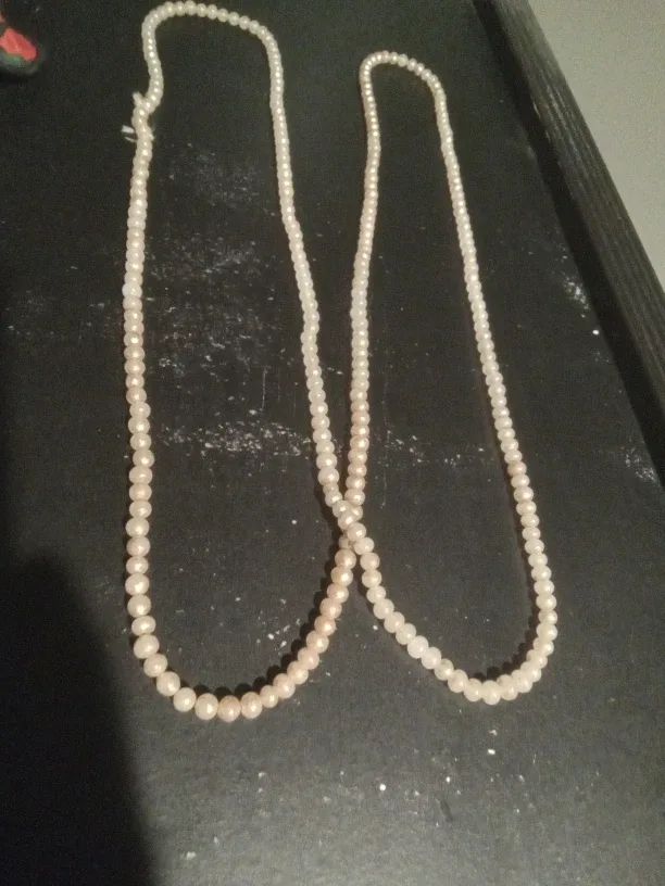 Antique Pearl Beaded Necklace image indicator(5)