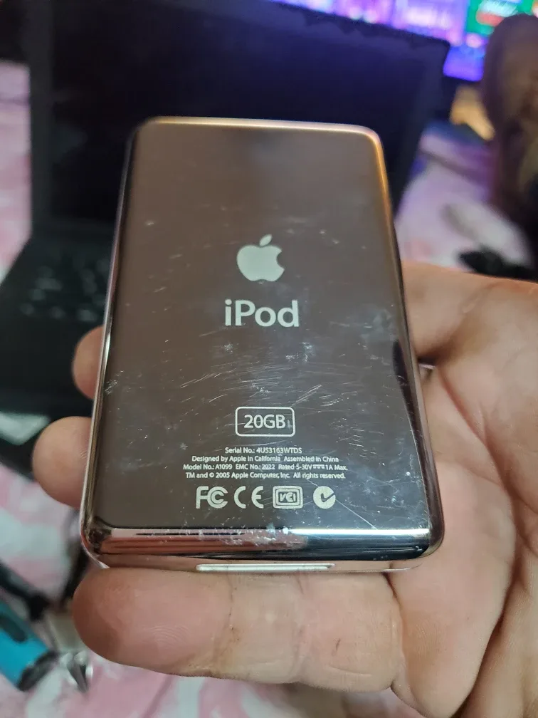 Apple iPod 20GB image indicator(2)