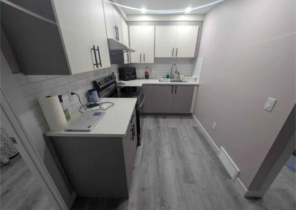 $1200 Furnished Suite Silverado image indicator(9)