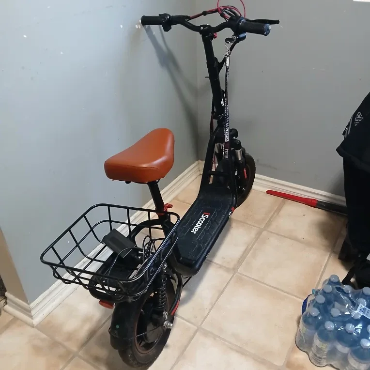 i Scooter Electric Scooter with Seat & Basket