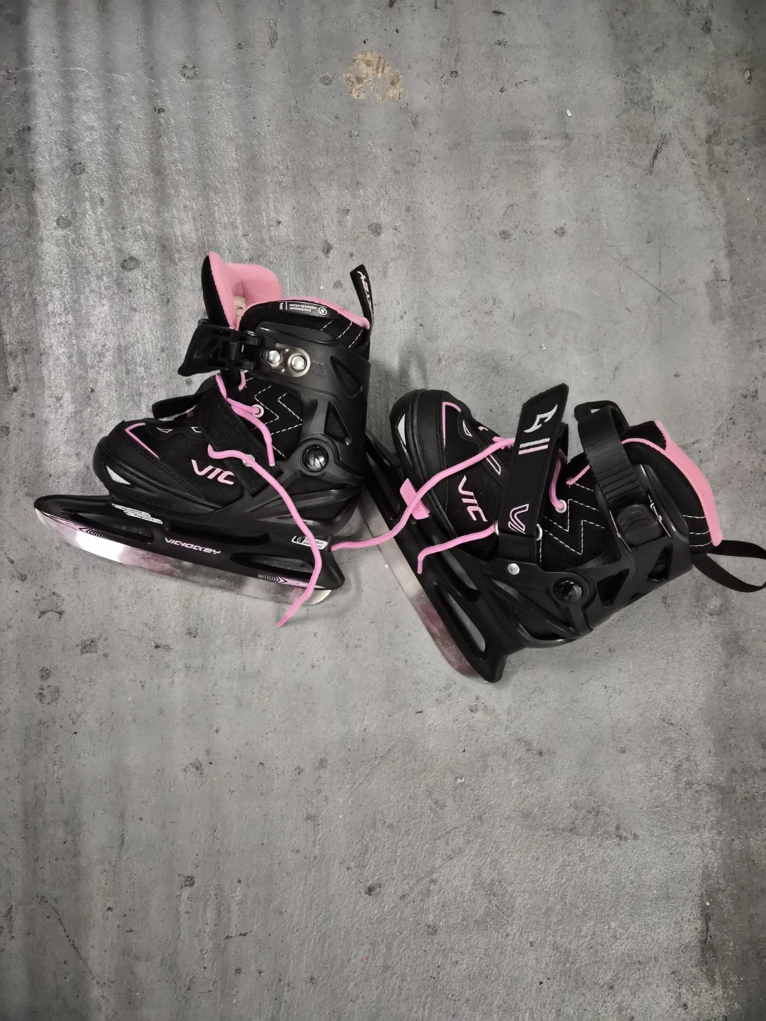 Vic Hockey Girls Skates Size US 8Y-12.5Y