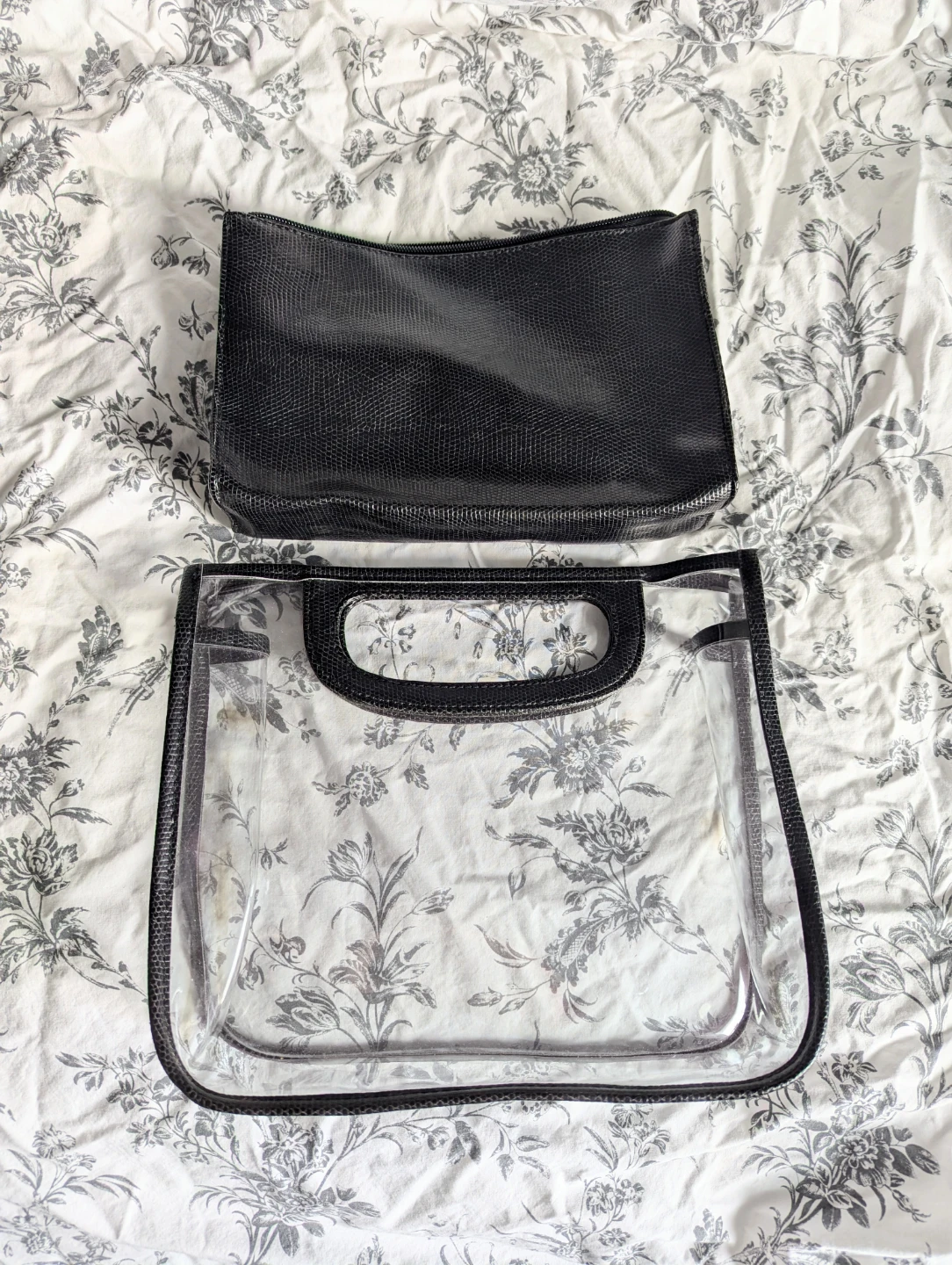 Professionals Paris New York Milan Black Purse - photo 2