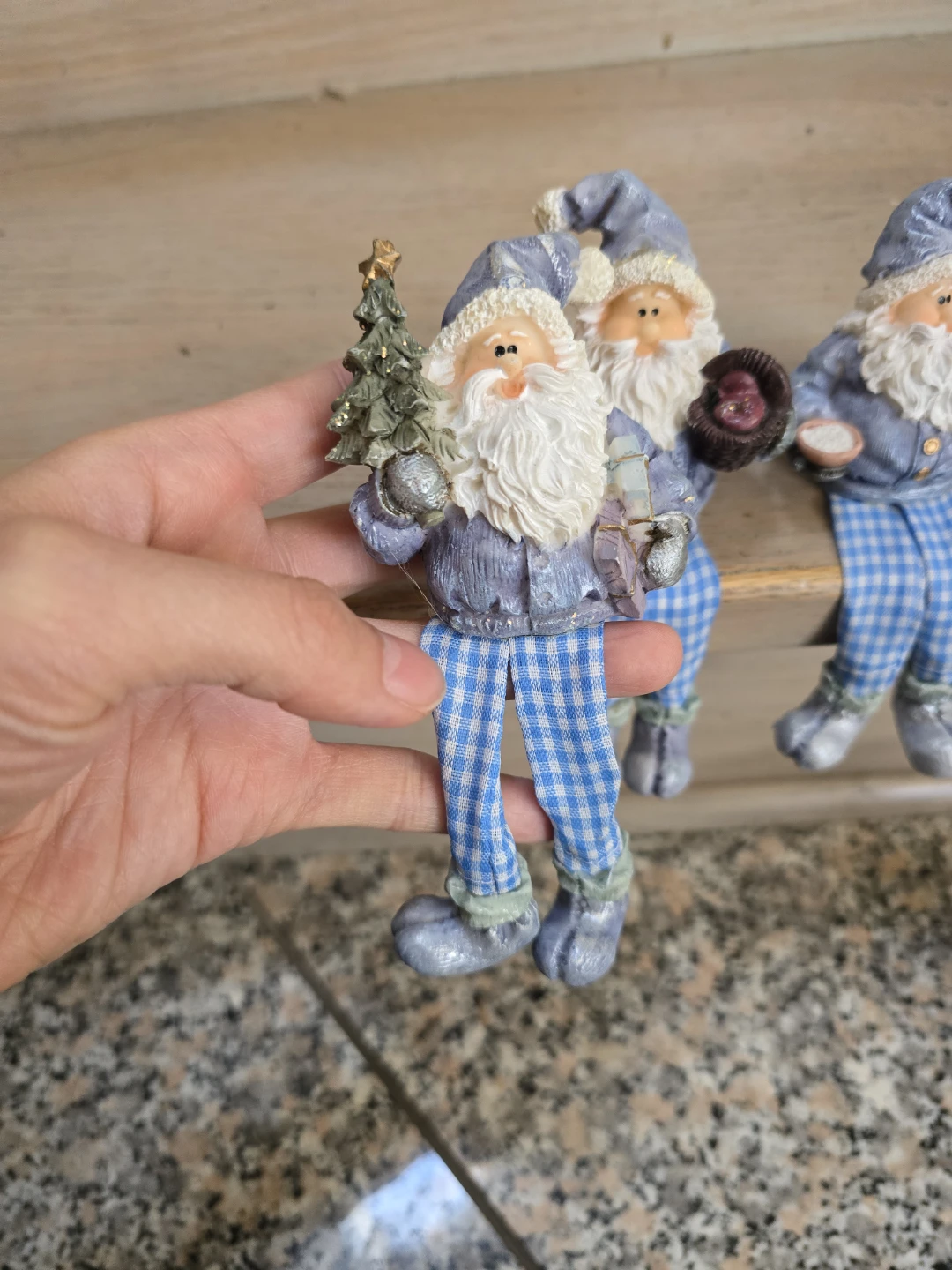 4 Dangly Leg Christmas Figurines - photo 4