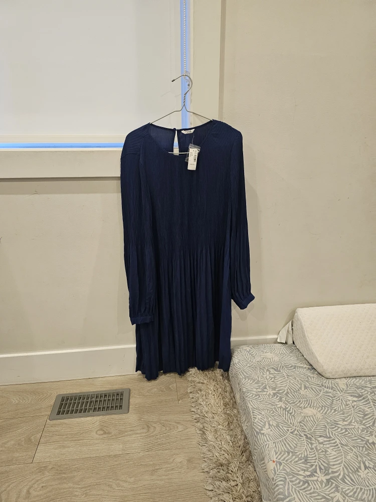 New PENN. Pennington Navy Pleated Dress - Size X - photo 2
