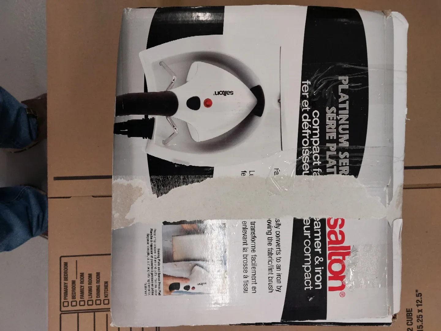 Salton Platinum Series Compact Fabric Steamer & Iron image indicator(4)