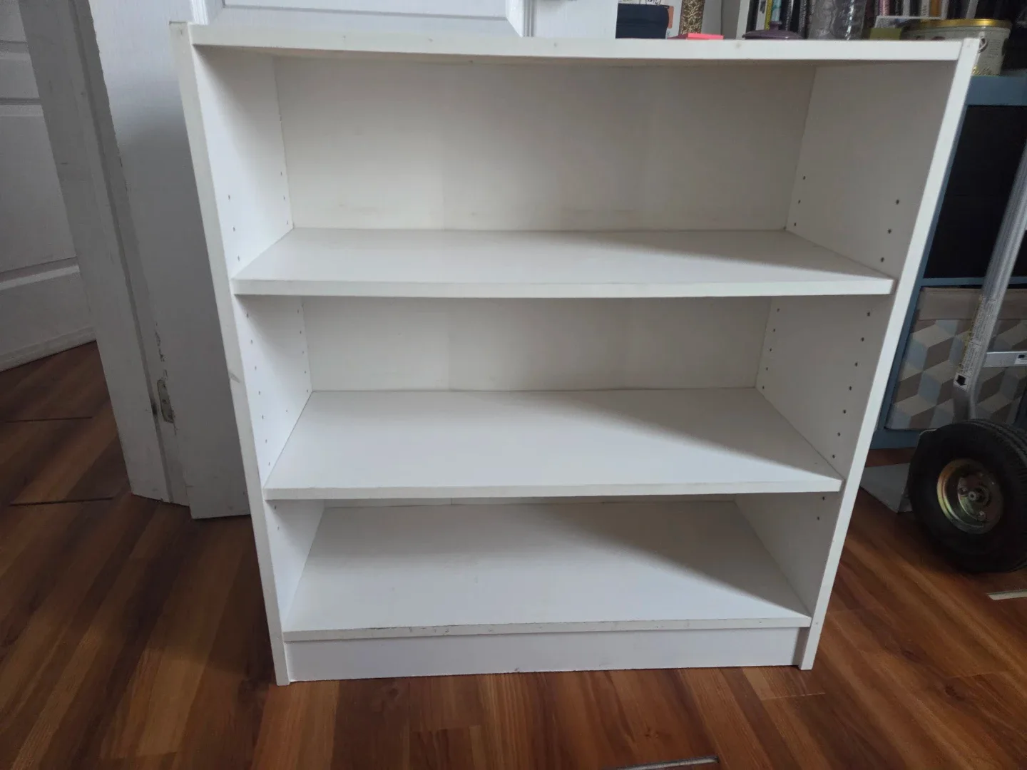 White Book/Shoe Shelving Unit image indicator(2)