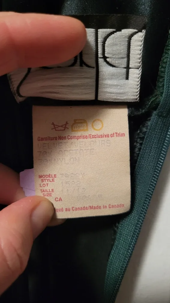 Scarlet Formal Dress - Dark Green - Closet #Cleanout image indicator(4)