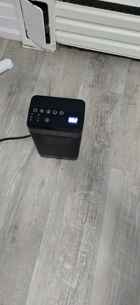 Black Portable Space Heater image indicator(2)