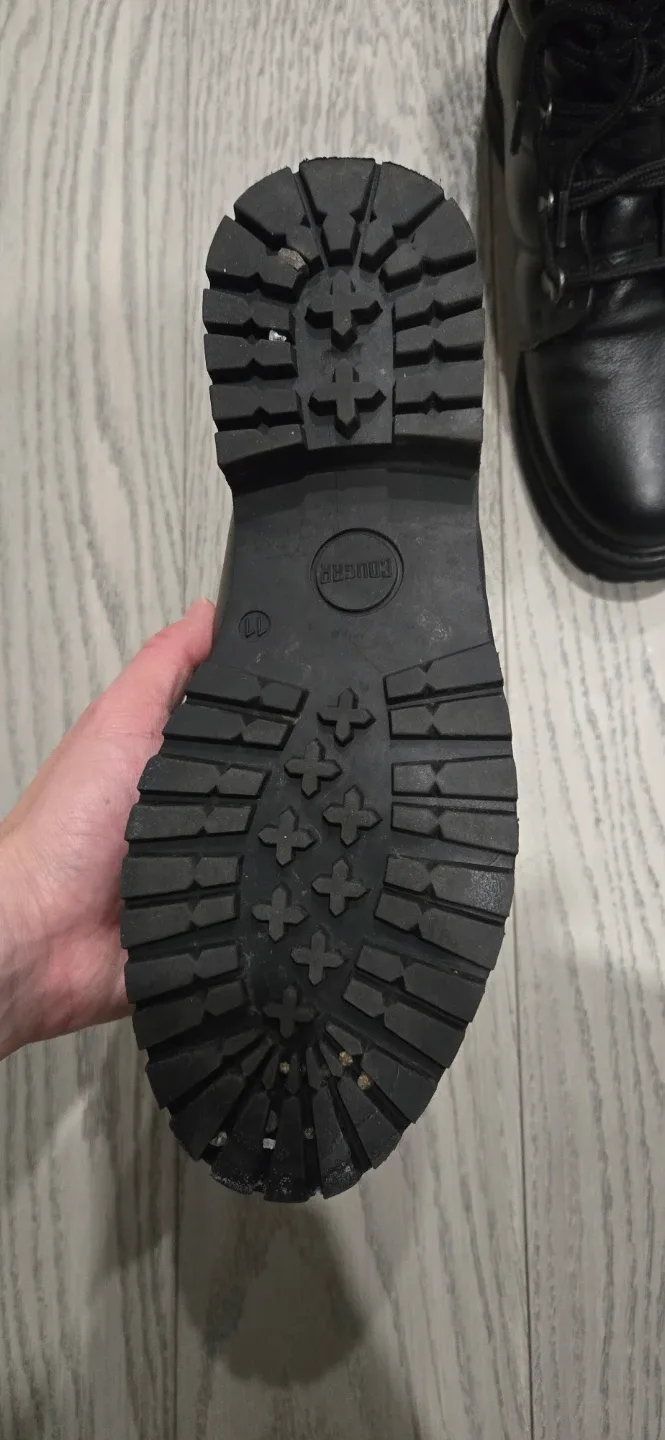 Cougar Black Winter Boots - Size 11 image indicator(4)