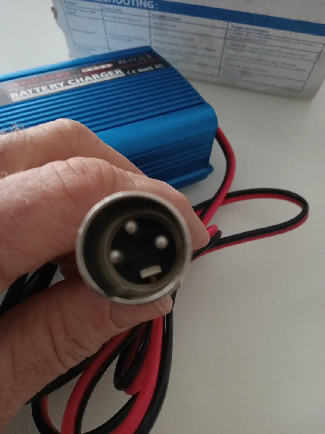 Unocho EPA150-24 24Volt 5Amp Automatic Battery Charger image indicator(3)