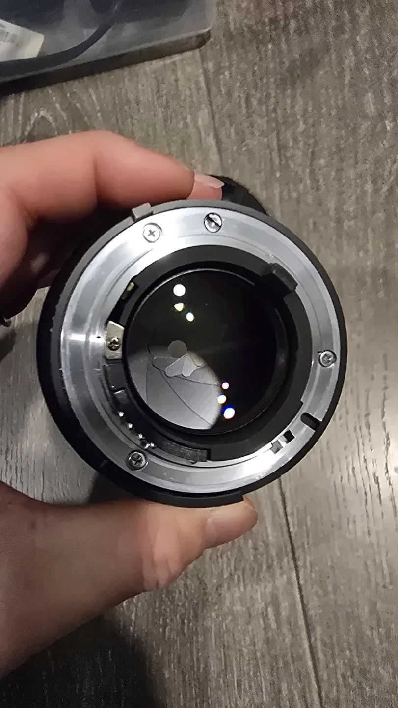 Nikon AF Nikkor 85mm f/1.8D Lens image indicator(4)