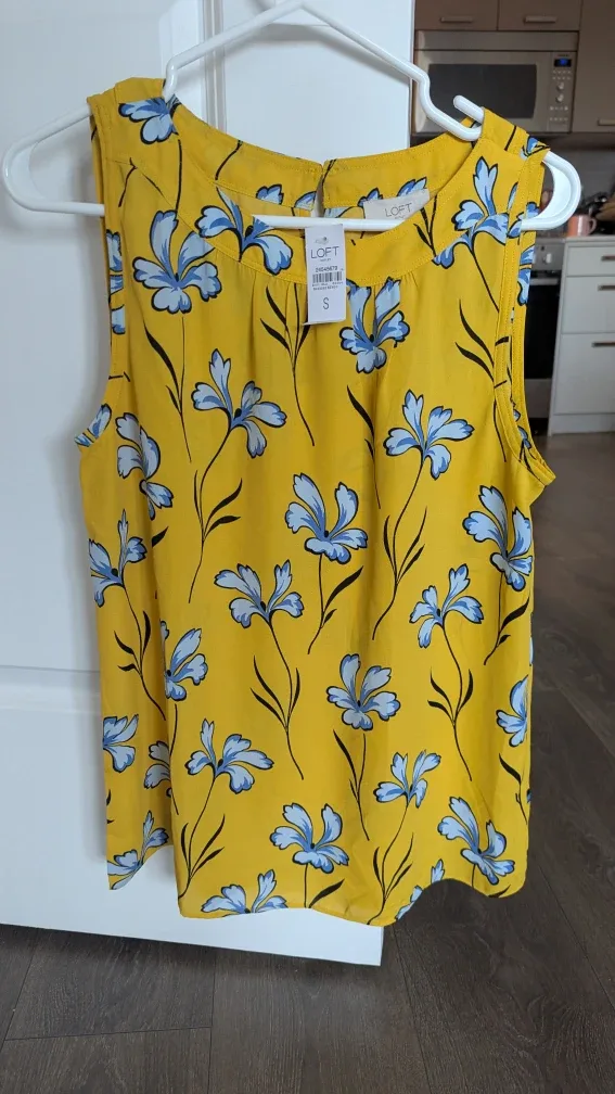LOFT Floral Tank Top - Size Small