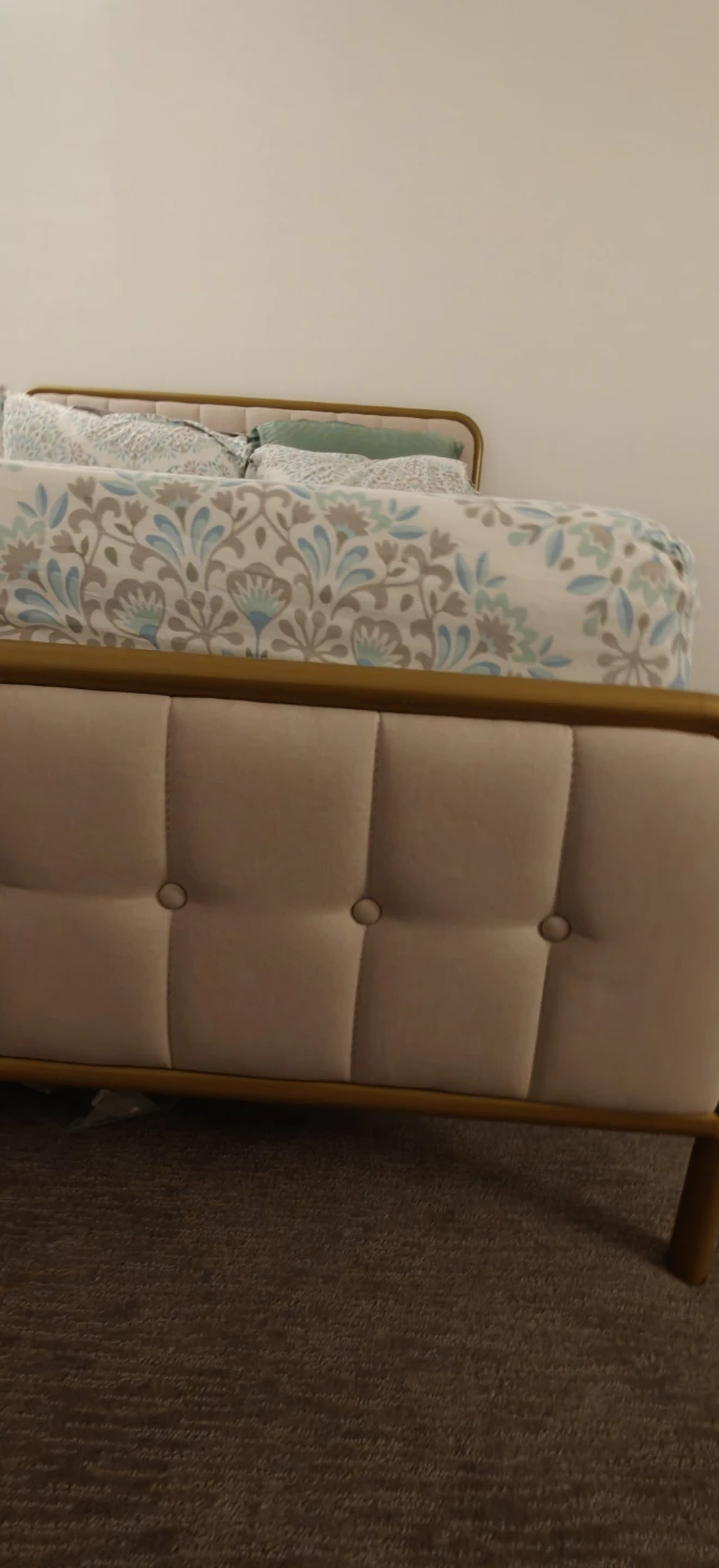 Queen Size Bed Frame - photo 4