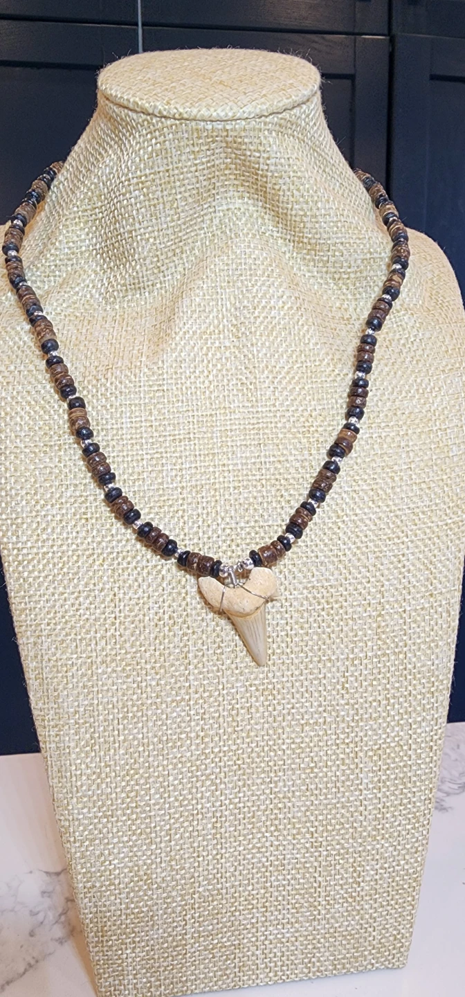 Audubon Zoo Shark Tooth Necklace - photo 2