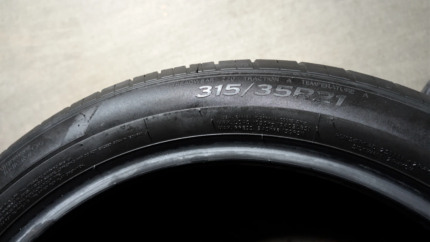 Set of 4 Hankook Ventus S1evo3 Summer Run-Flat Tires ~~LIKE NEW - photo 4