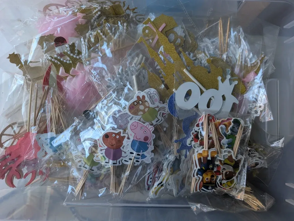 Cake Toppers - Assorted Designs image indicator(2)