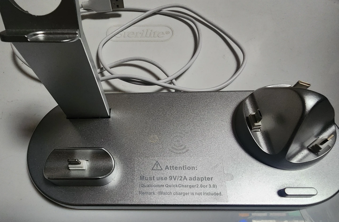 Charging Station Dock, silver, best for Apple products - photo 2