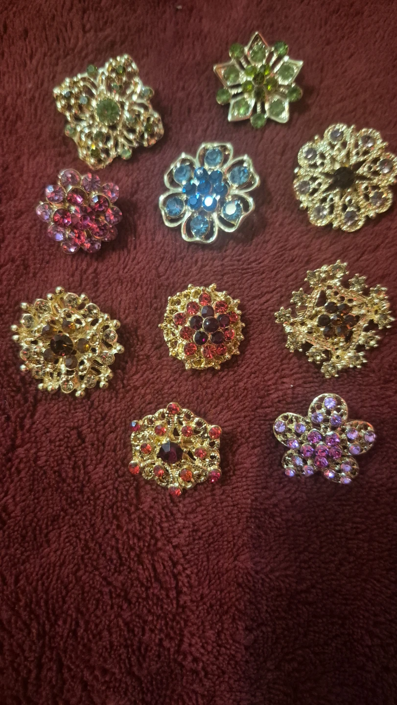 Vintage Rhinestone Flower Brooches - Lot of 9