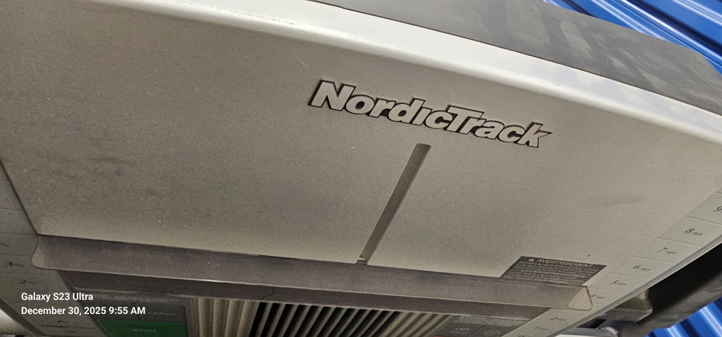 NordicTrack C2200 Treadmill - photo 3