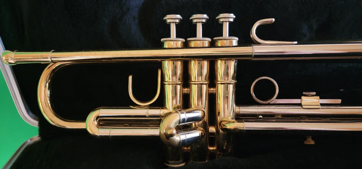 Olds Elkhart Trumpet image indicator(3)