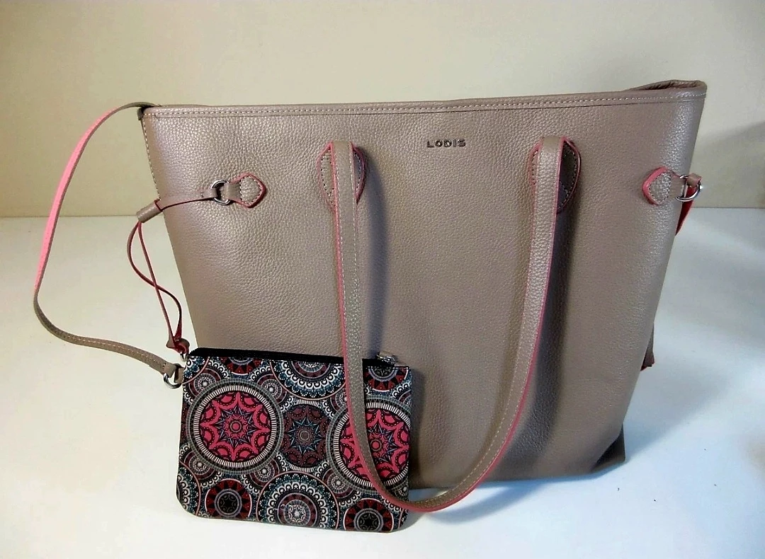 NWOT Lodis Bliss Beige  Pebbled Leather Large Tote Bag - photo 2