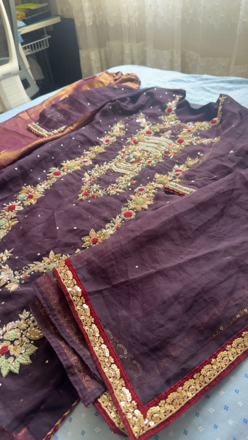 Embroidered Salwar Kameez - photo 2