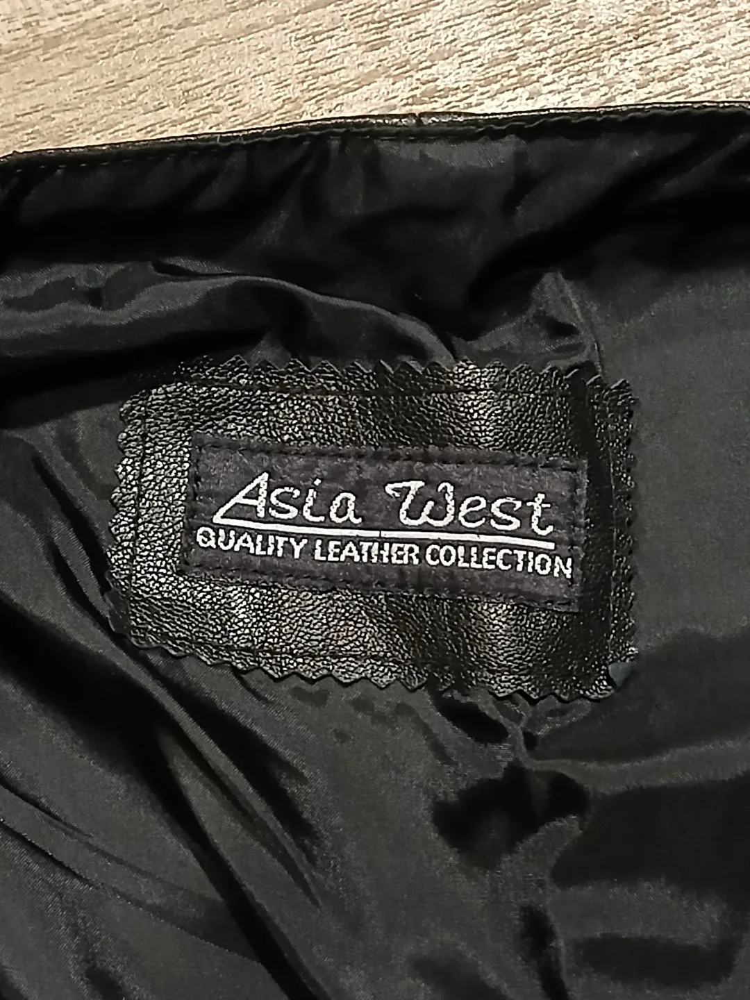 Asia West Leather Vest - Size L image indicator(3)
