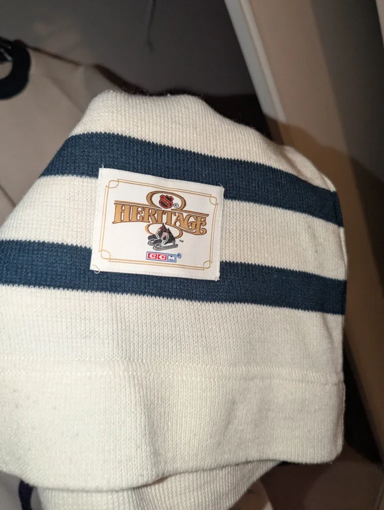 CCM+KOHO Toronto Maple Leafs Vintage Hockey Jerseys image indicator(10)