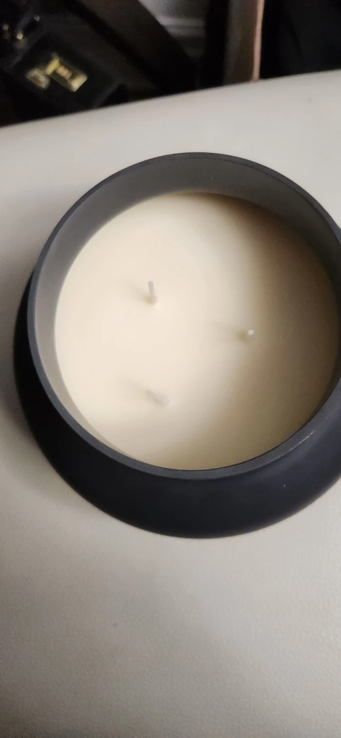 Capri Blue Volcano Fragranced Candle - photo 3