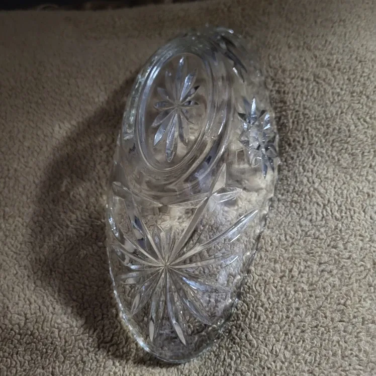 Vintage Clear Glass Serving Dish image indicator(2)