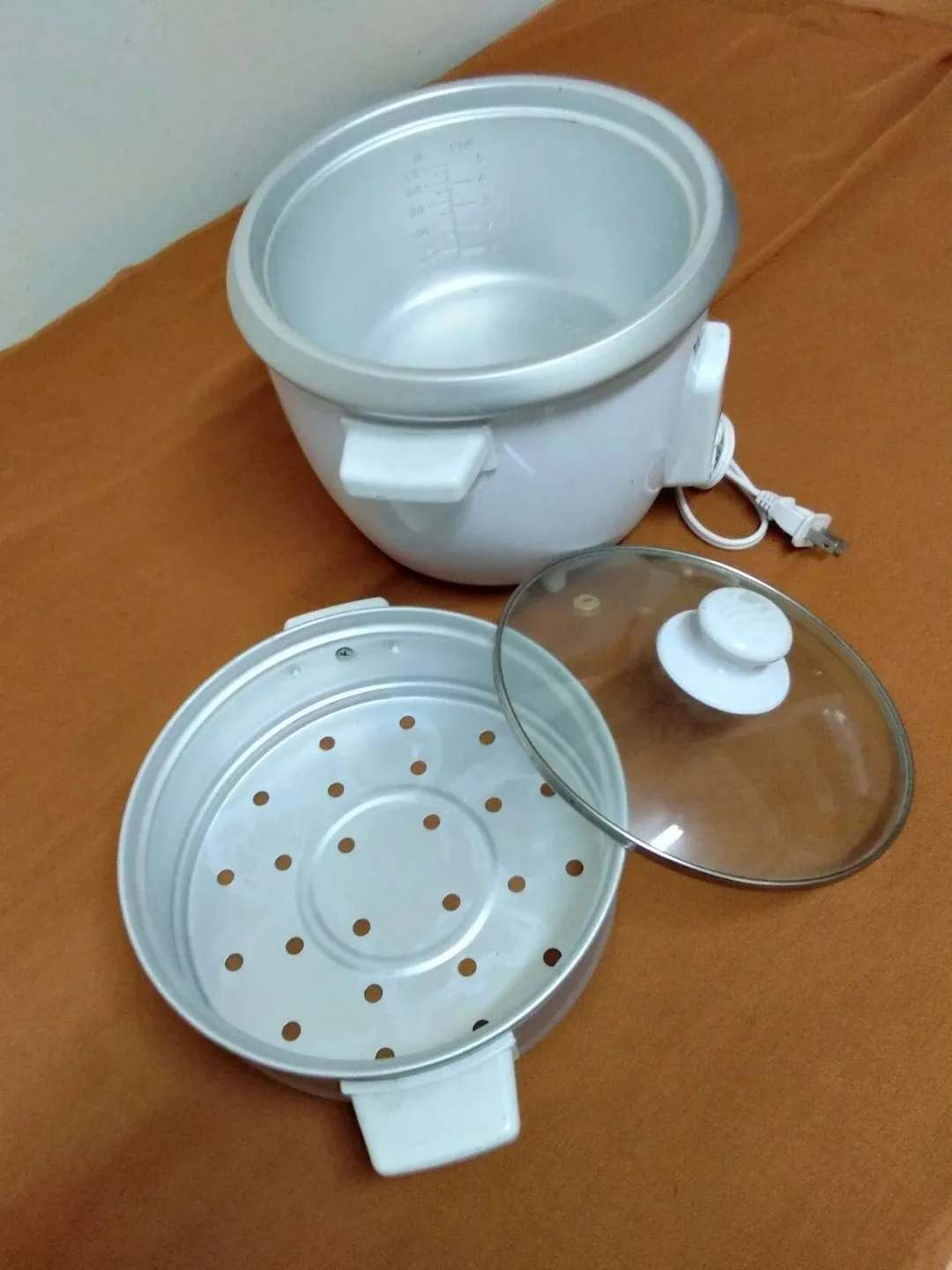 White-Westinghouse Rice Cooker with Steamer image indicator(3)