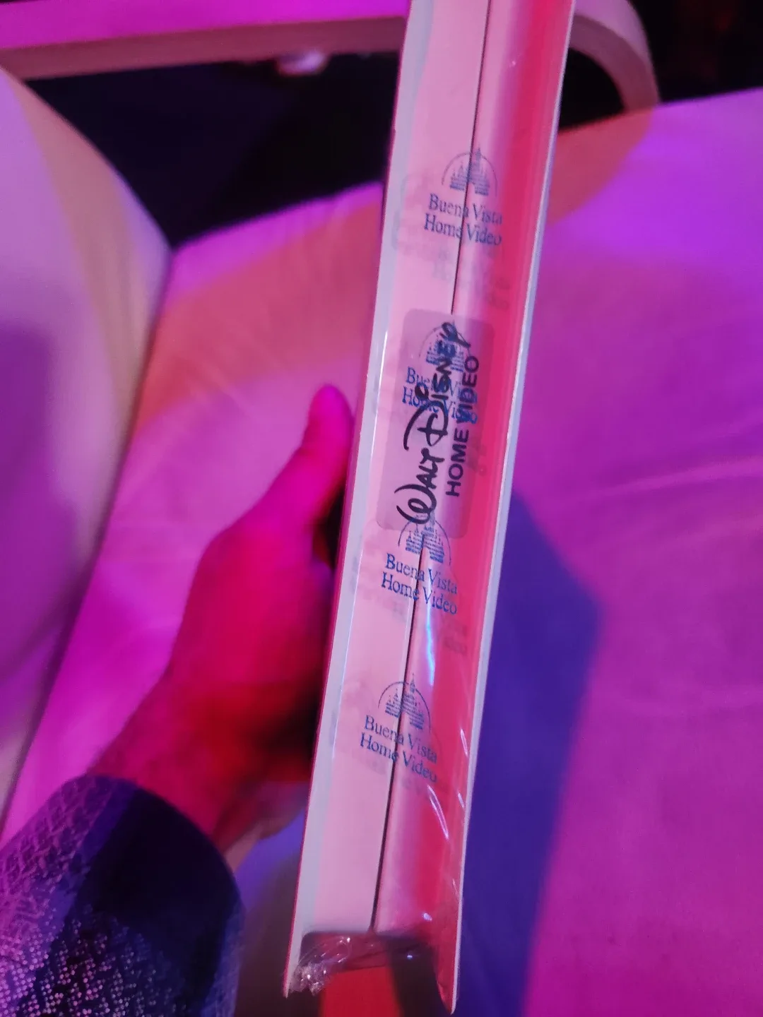 Walt Disney's The Rescuers VHS Tape - Classic! image indicator(2)