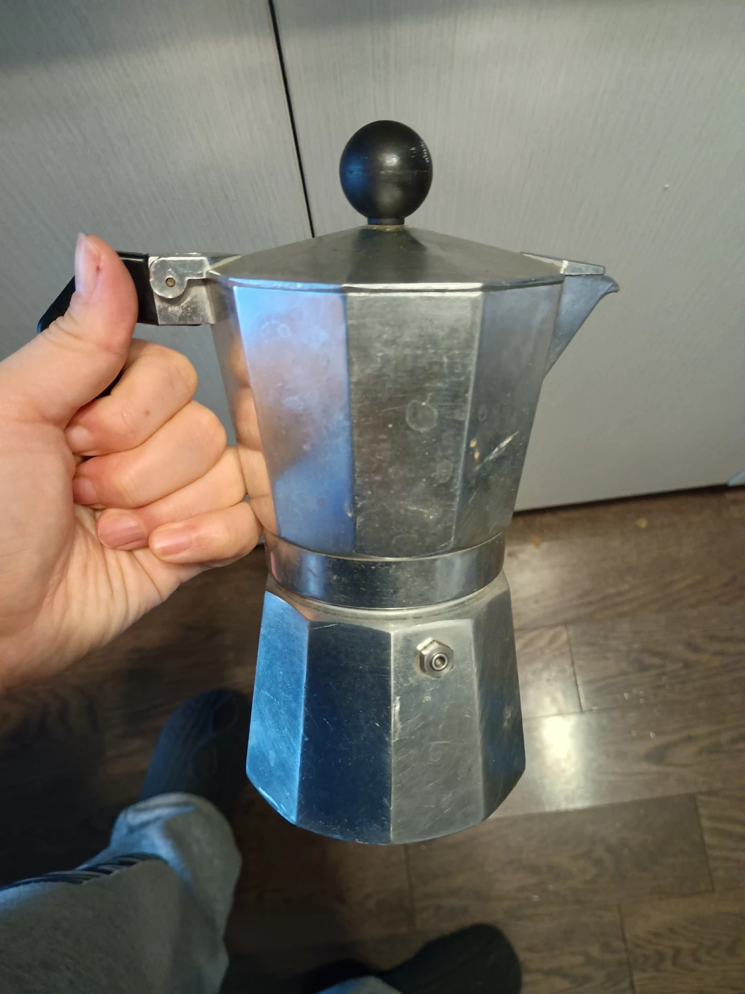 Moka Pot & Assorted Kitchen Items - photo 4