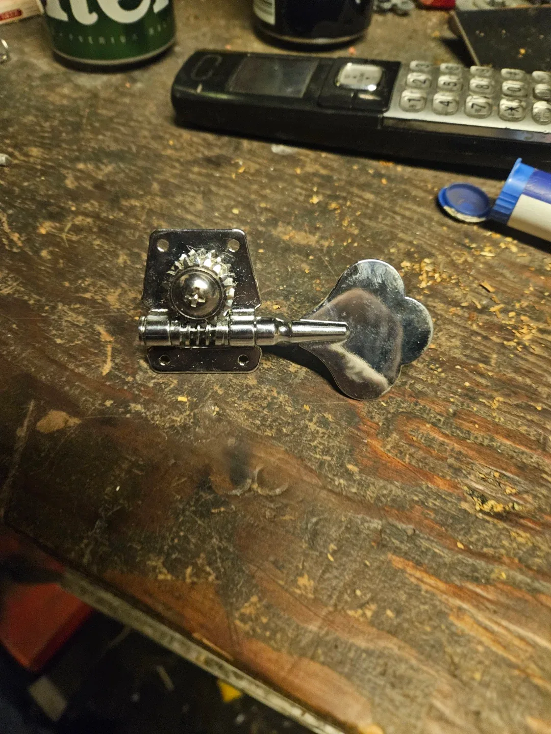 Bass Guitar Tuning Peg