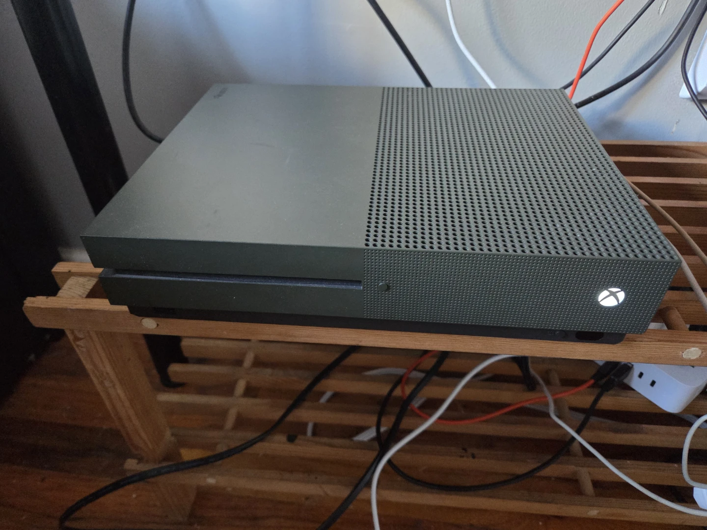 Xbox One S Console 1TB Battlefield Edition - photo 2