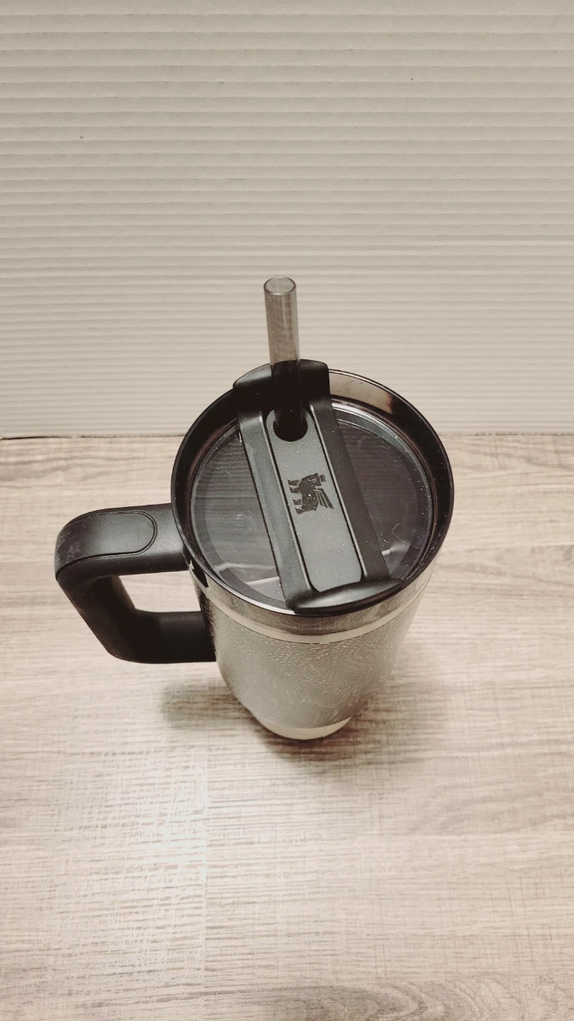 Stanley 30 oz Quencher H2.0 Calia Tumbler - Black Serpent - photo 4