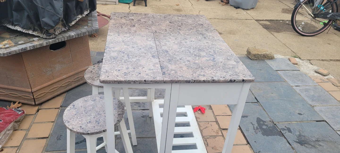 Kitchen Island Table with 2 Stools - photo 4