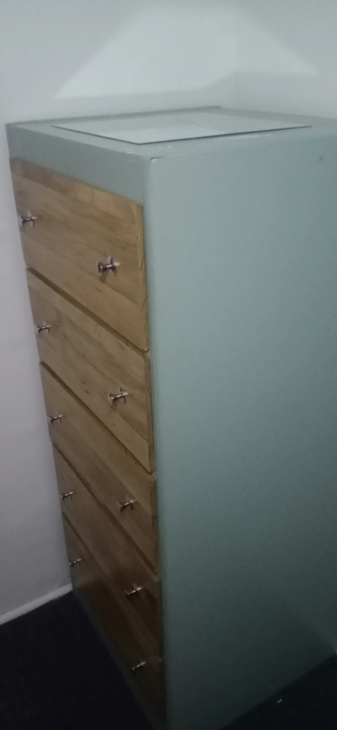Wooden 5-Drawer Dresser