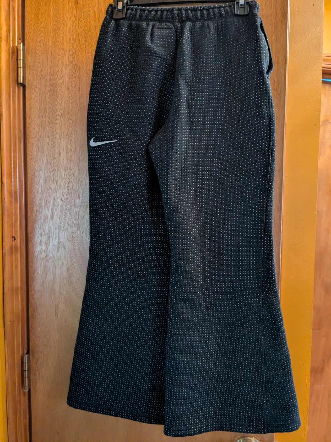Nike Women’s Textured Two-Piece Set - photo 4
