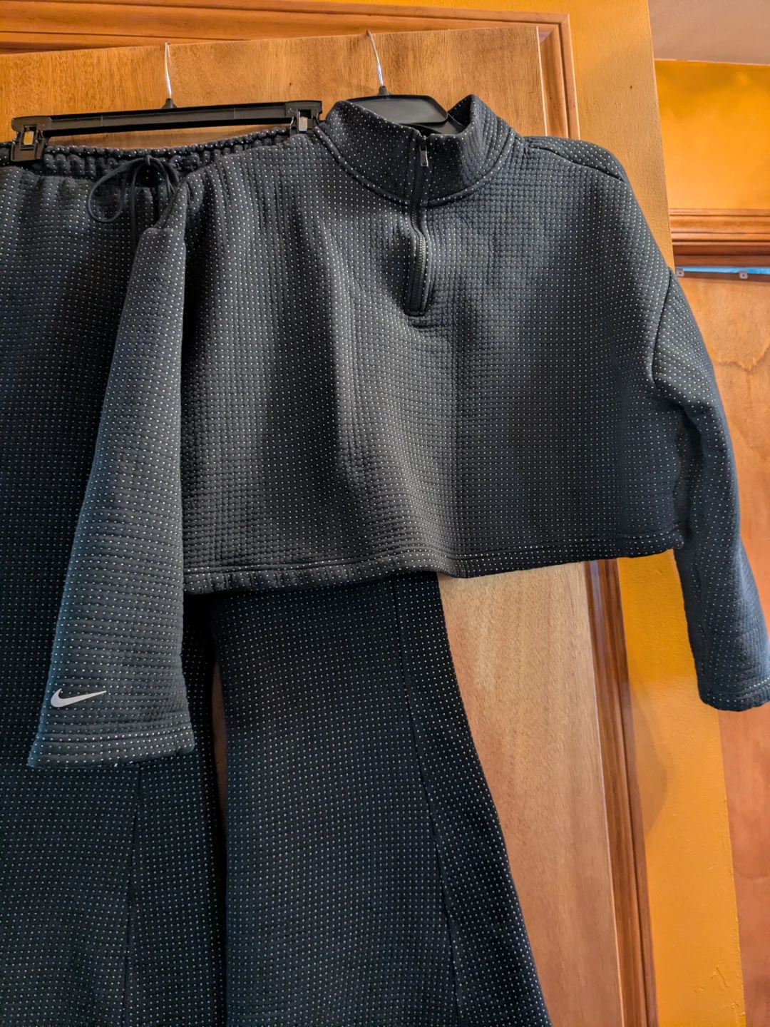 Nike Women’s Textured Two-Piece Set - photo 5