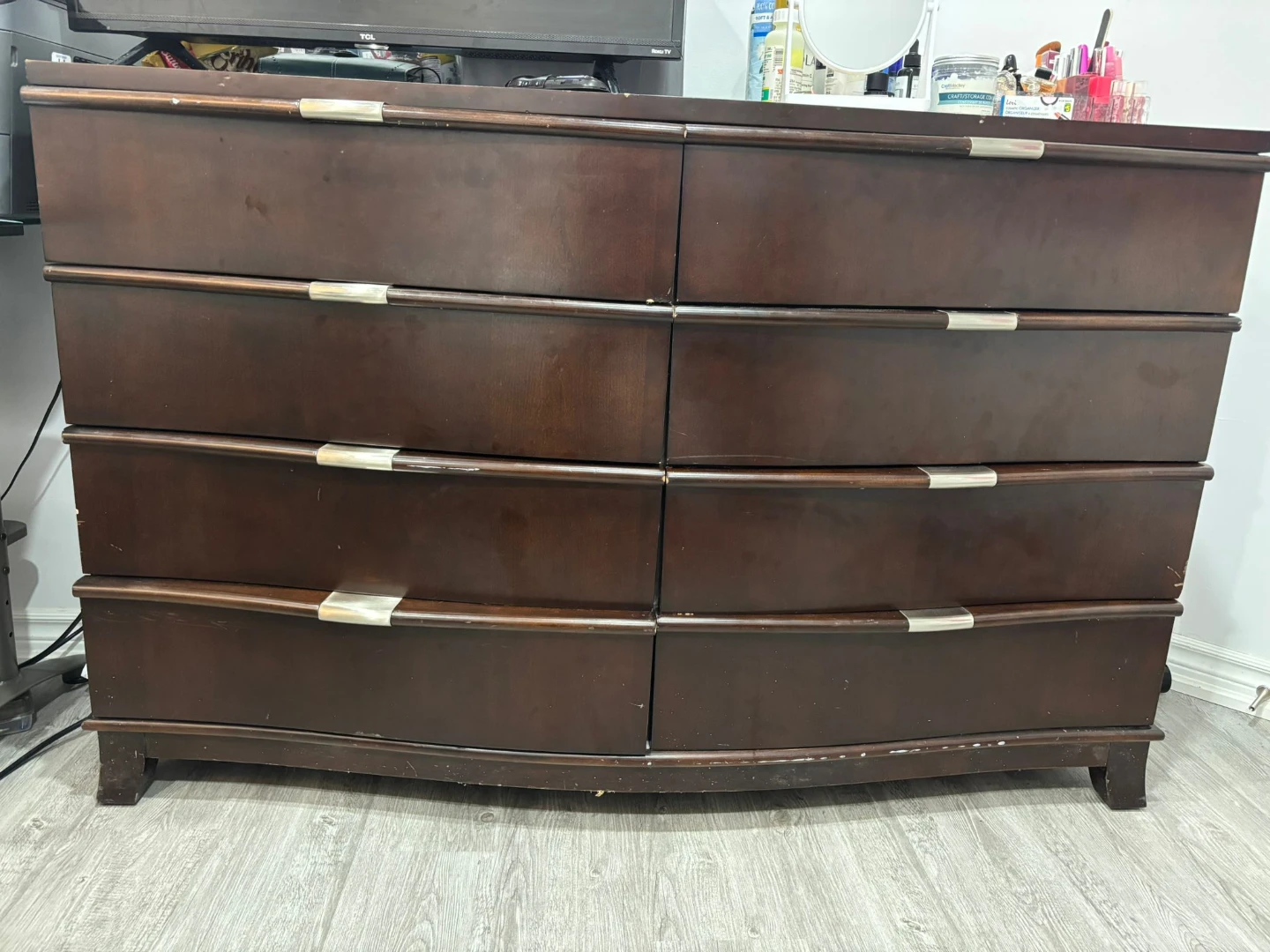 Wooden 8-Drawer Dresser