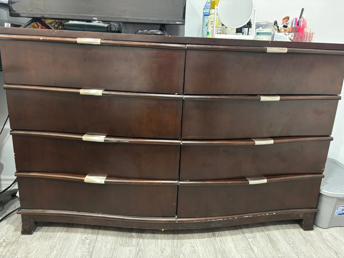 Wooden 8-Drawer Dresser - photo 3