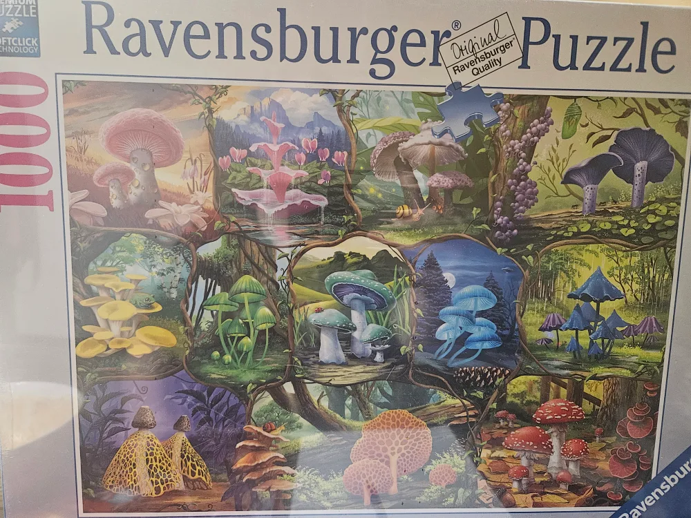 Ravensburger Puzzle - Mushrooms - 1000 Pieces